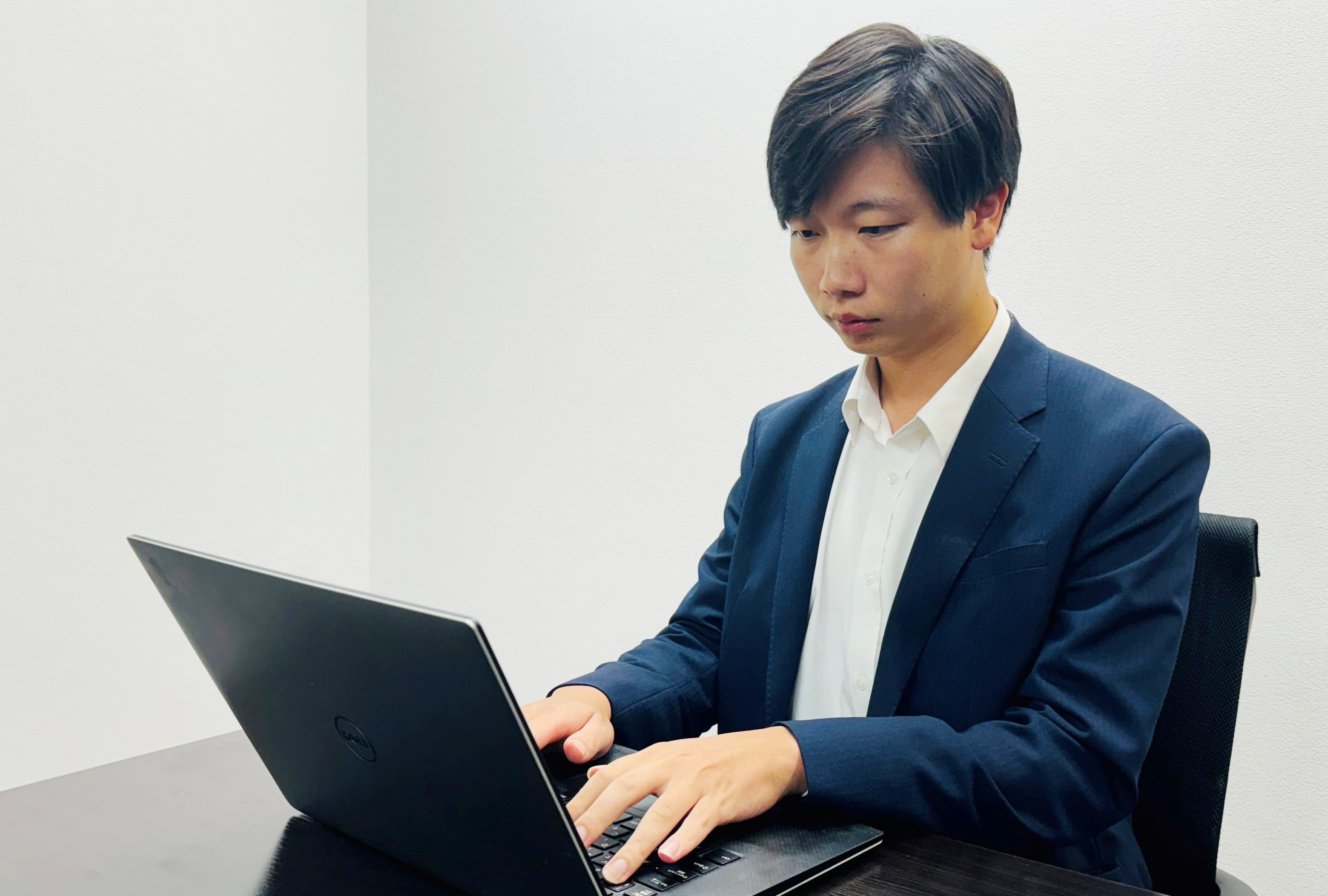 経営企画室所属 Y主任
